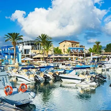 Villa The Complete Guide To Renting Your Exclusive Holiday In With Private Pool&close To The Beach, 1290 Paralimni