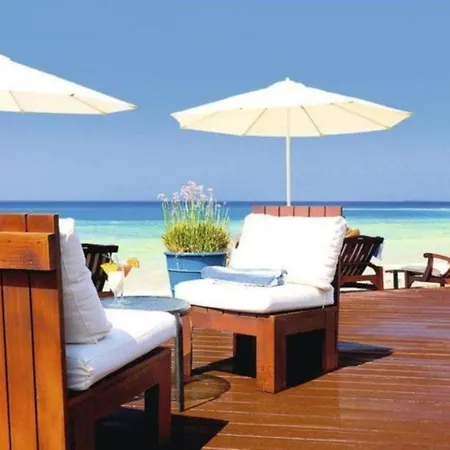 Villa The Complete Guide To Renting Your Exclusive Holiday In With Private Pool&close To The Beach, 1290 *