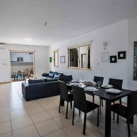 The Complete Guide To Renting Your Exclusive Holiday In With Private Pool&close To The Beach, 1290 Villa Paralimni