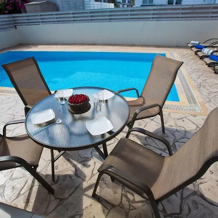 The Complete Guide To Renting Your Exclusive Holiday In With Private Pool&close To The Beach, 1290