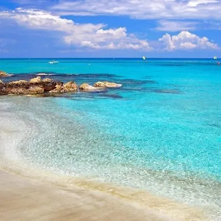 The Complete Guide To Renting Your Exclusive Holiday In With Private Pool And Close To The Beach, 1290 * Paralimni